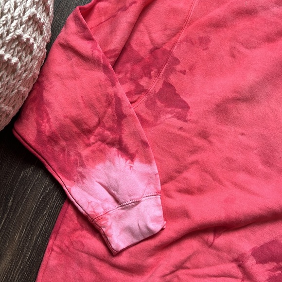 Instagram Tie Dye Crew - Picture 3 of 6